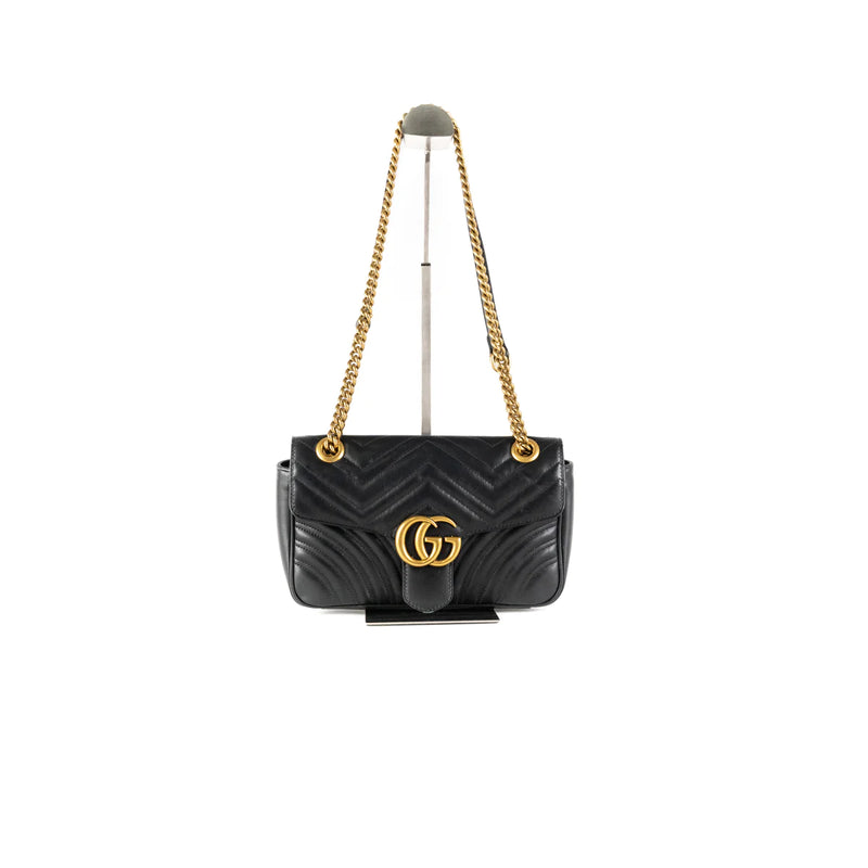 GUCCI GG Marmont Small Matelassé Shoulder Bag in Black