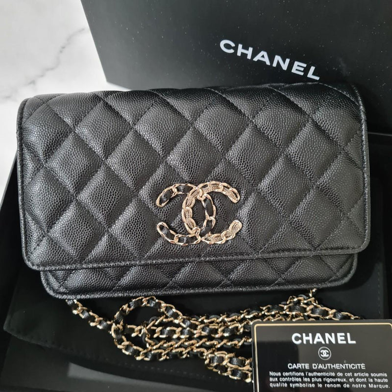 CHANEL PreOwned diamondquilted CC Chain Wallet  Farfetch