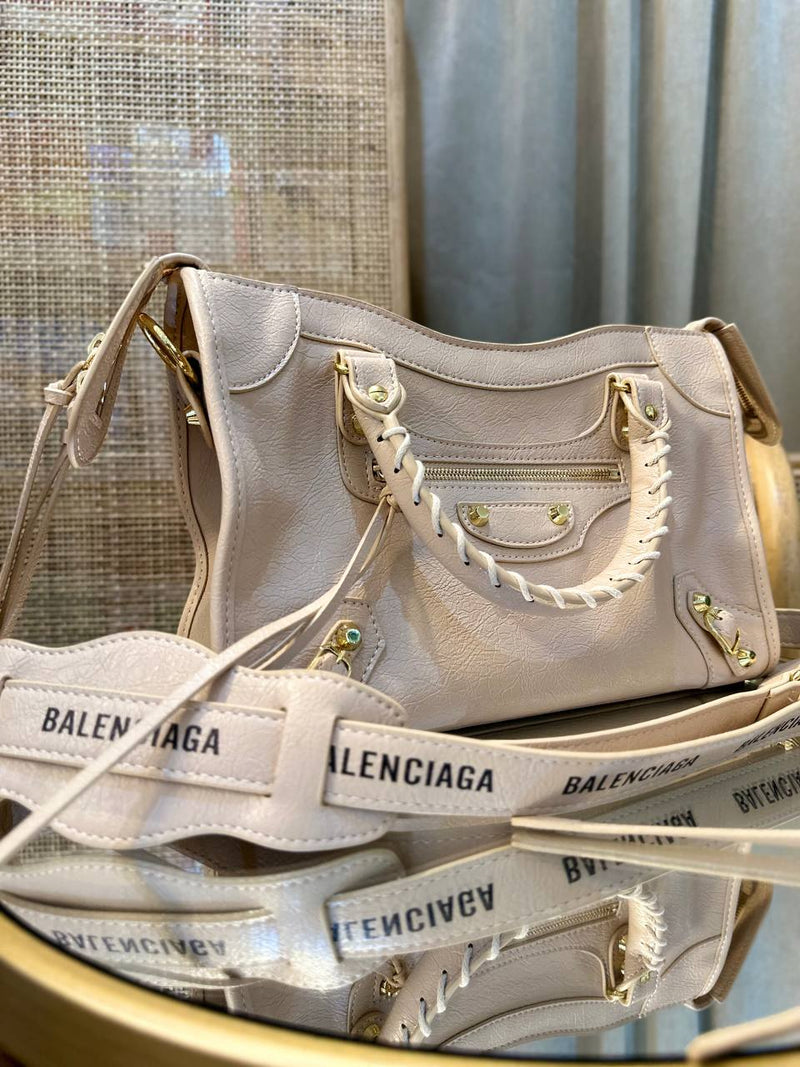 Balenciaga Classic City Balenciaga bag with logo strap Nude Gold – mivgarvge